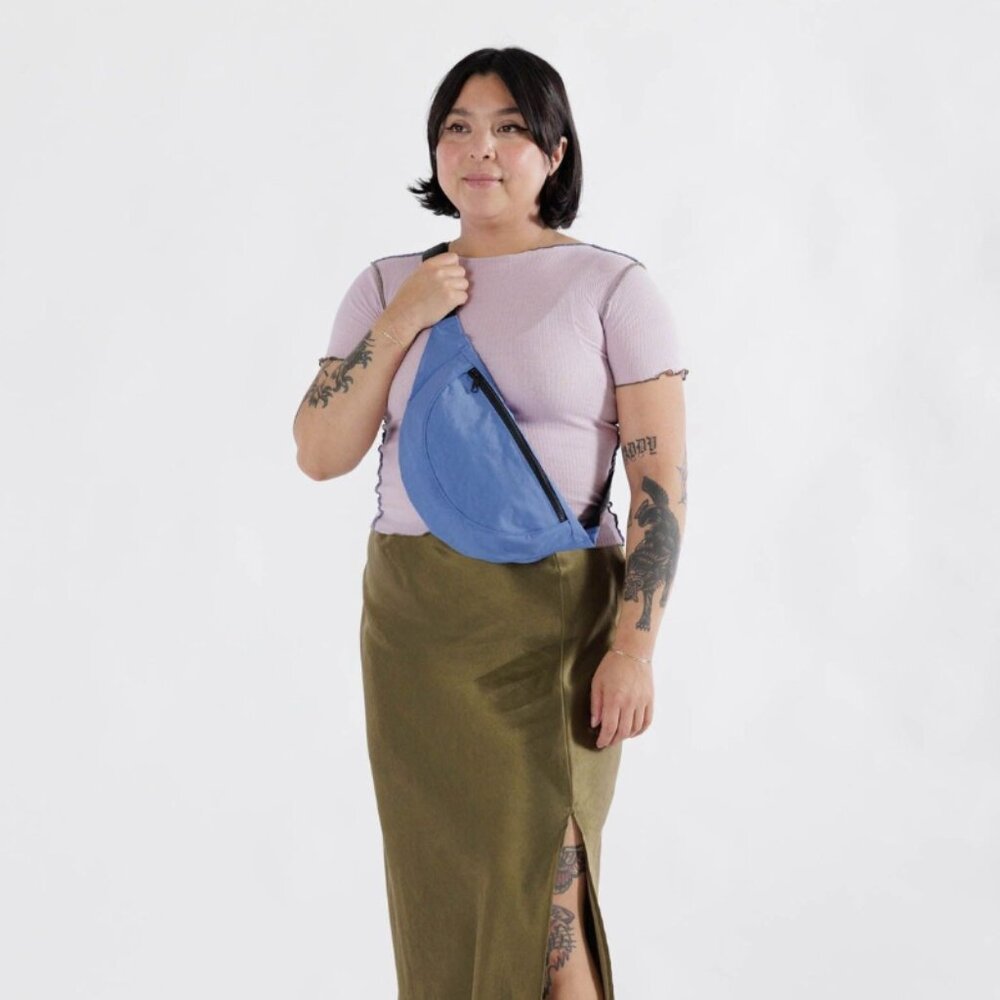 Baggu Crescent Fanny Pack in Pansy Blue NWOT